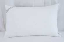 โหลดรูปภาพลงในเครื่องมือใช้ดูของ Gallery goose feather and down pillow