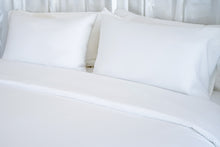 โหลดรูปภาพลงในเครื่องมือใช้ดูของ Gallery duvet cover
