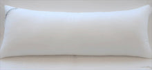 โหลดรูปภาพลงในเครื่องมือใช้ดูของ Gallery body pillow
